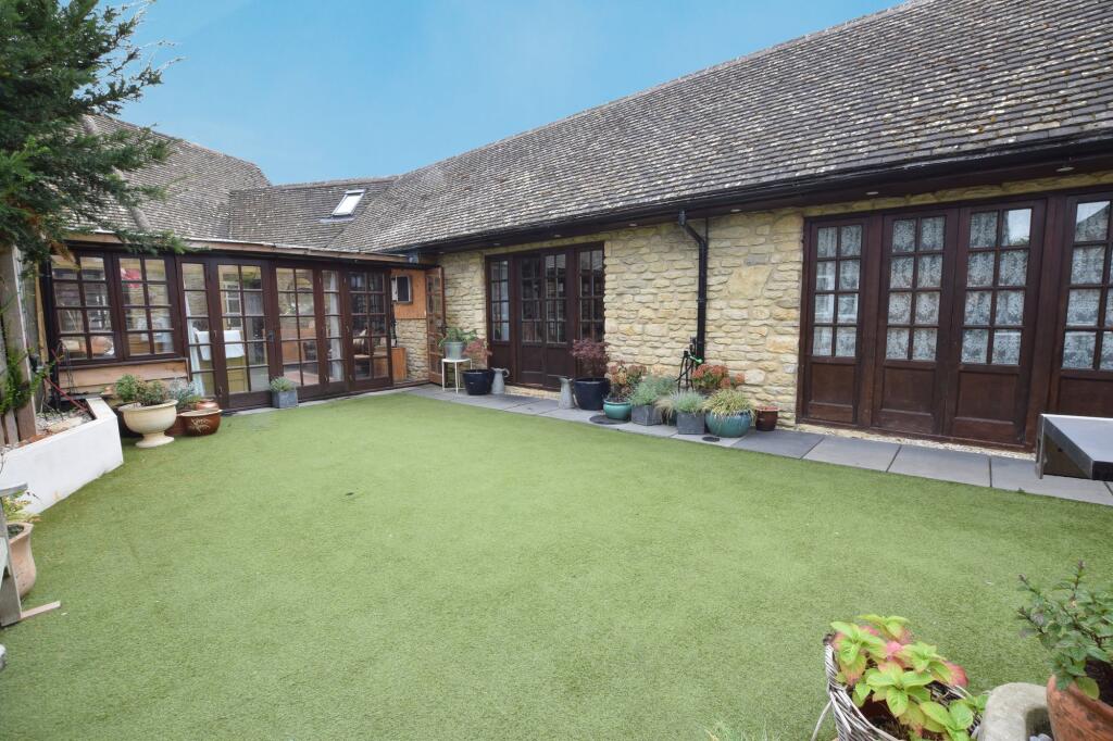 Main image of property: Bellenger Way, Kidlington, OX5