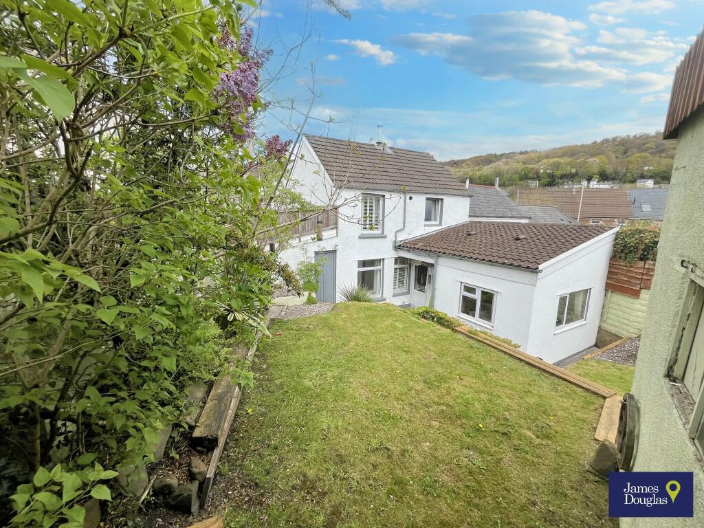 2 bedroom cottage for sale in Broadway, Treforest, Pontypridd, CF37