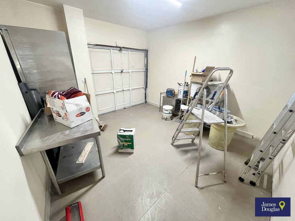 Additional property image - Penallta Road, Ystrad Mynach, Hengoed