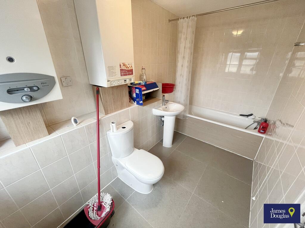 Additional property image - Penallta Road, Ystrad Mynach, Hengoed