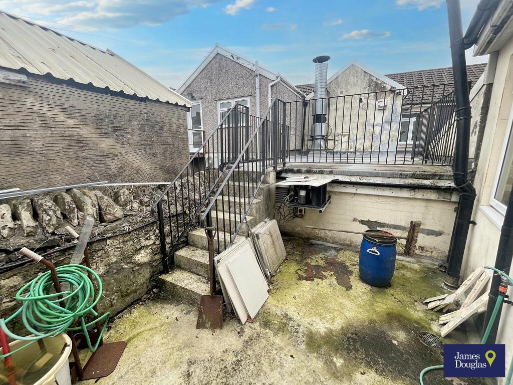 Additional property image - Penallta Road, Ystrad Mynach, Hengoed