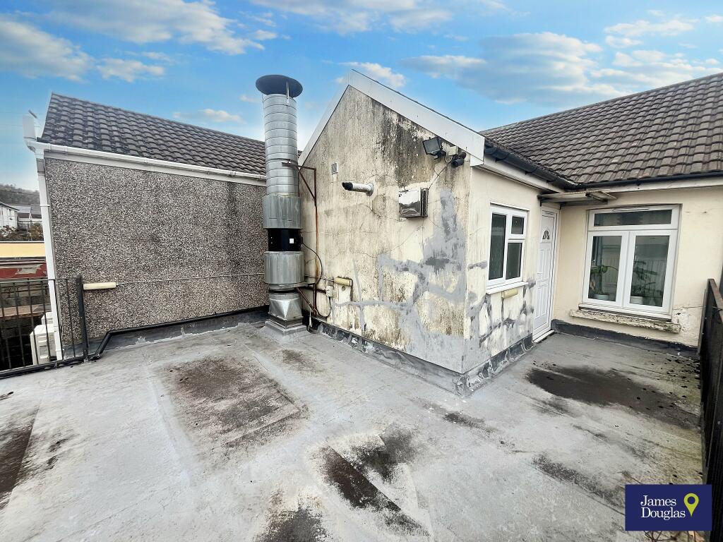 Additional property image - Penallta Road, Ystrad Mynach, Hengoed