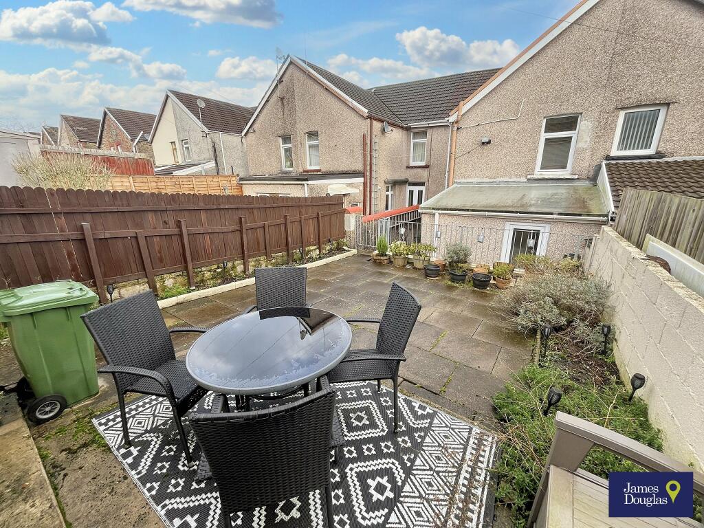 Additional property image - Lanwern Road, Maesycoed, Pontypridd