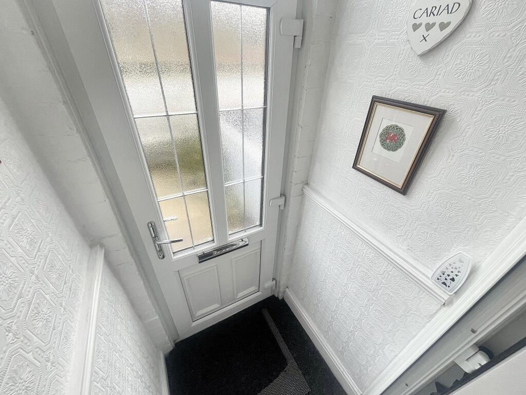 Additional property image - Oxford Street, Nantgarw, Cardiff