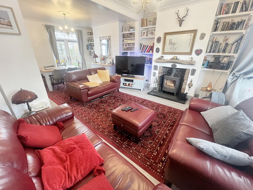 Additional property image - Oxford Street, Nantgarw, Cardiff