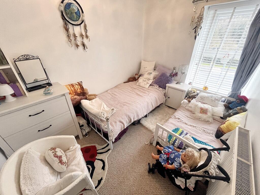 Additional property image - Oxford Street, Nantgarw, Cardiff
