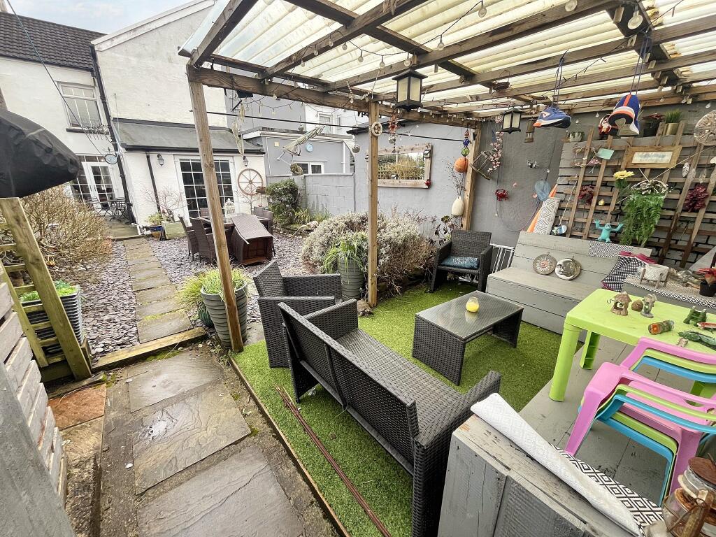 Additional property image - Oxford Street, Nantgarw, Cardiff