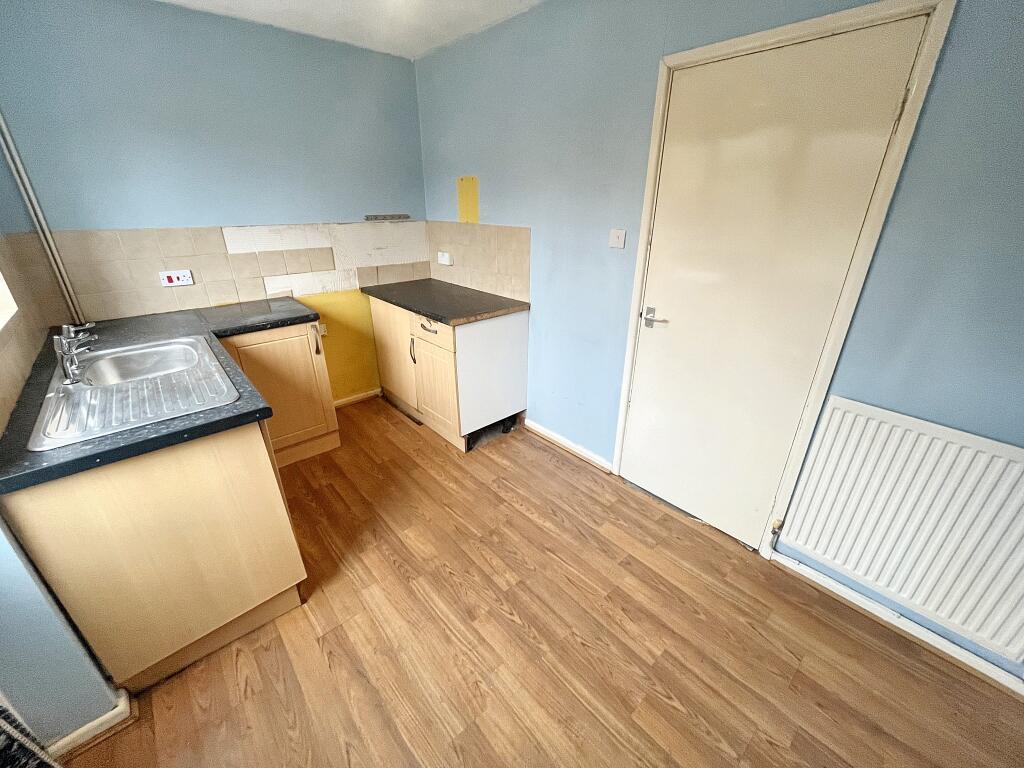 Additional property image - Tylcha Wen Close, Tonyrefail, Porth