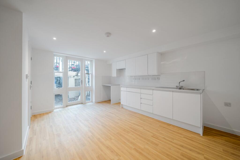 Main image of property: St Stephens Gardens, Bayswater, London, W2