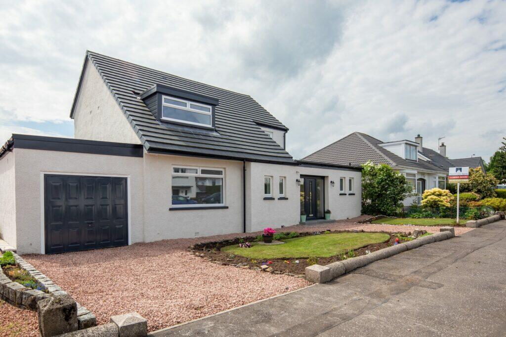 3 bedroom detached villa for sale in Castlehill Drive, Newton Mearns, G77