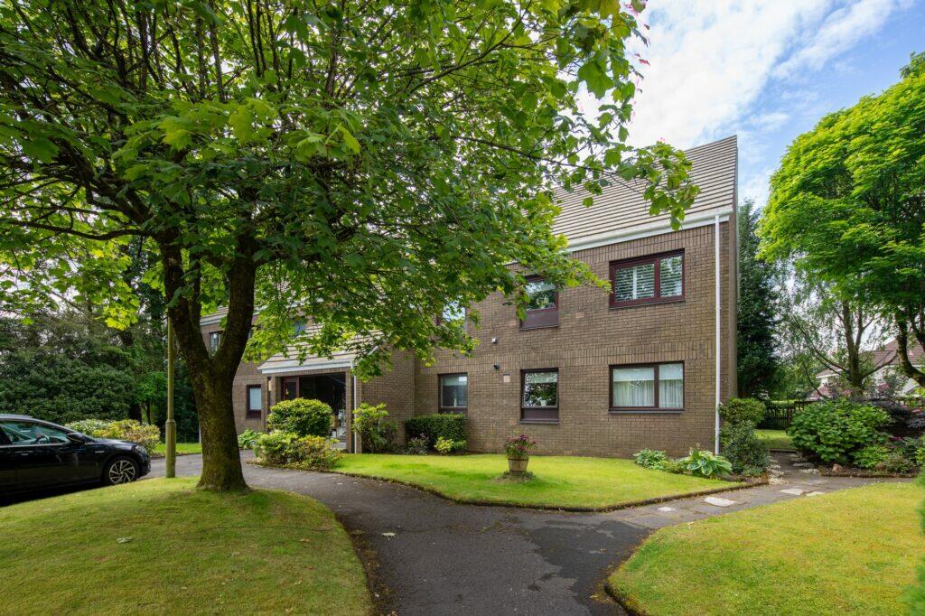 2 bedroom apartment for sale in Humbie Gate, Mearns Road, Newton Mearns