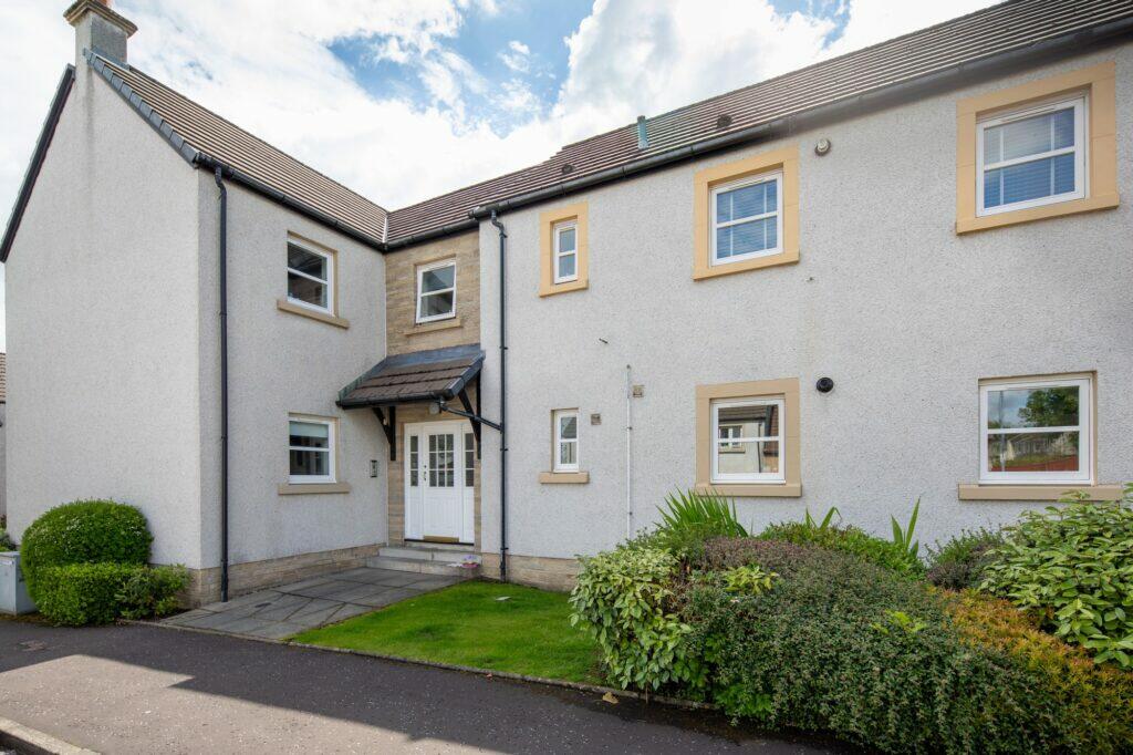 2 bedroom flat for sale in The Dell, Newton Mearns, G77