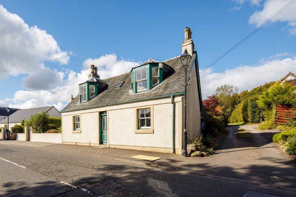 Main image of property: Bonnyton Cottage, Polnoon Street, Eaglesham
