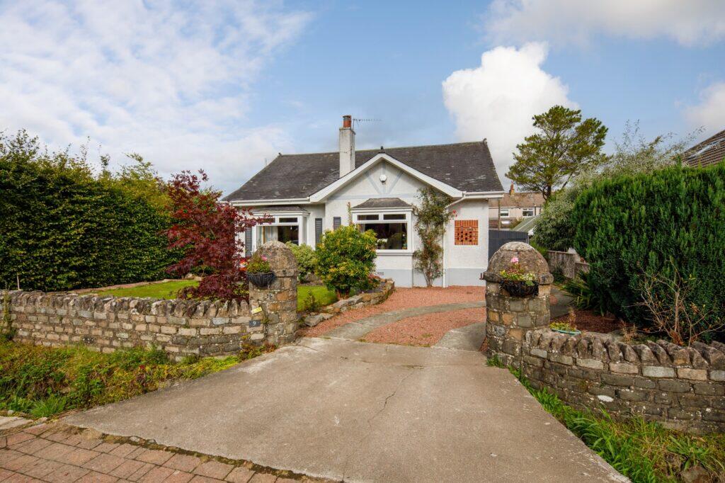 Main image of property: Sheildaig, Floors Road, Waterfoot