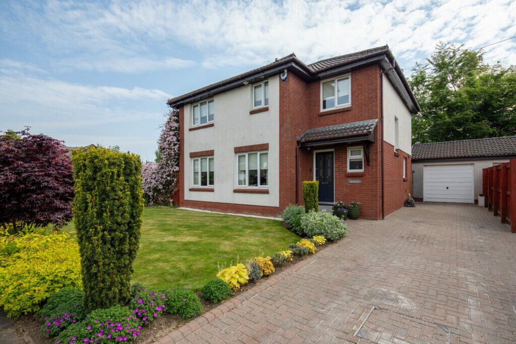 3 bedroom detached villa for sale in Treeburn, Douglas Gardens, Giffnock, G46