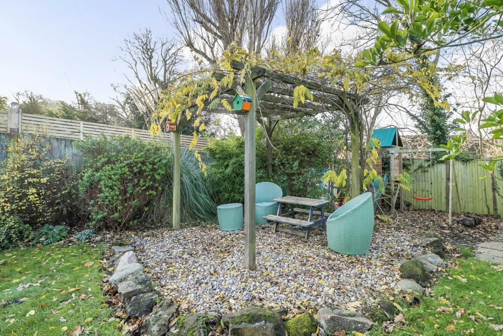 Additional property image - Braeside, Beckenham