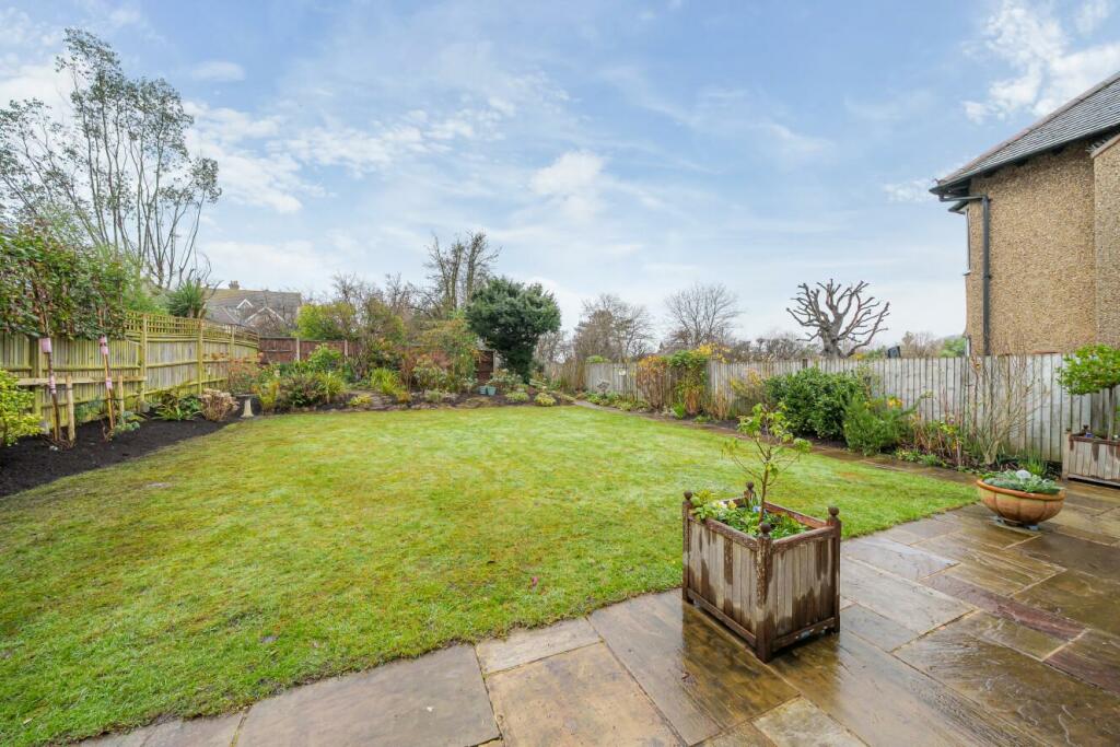 Additional property image - Downs Bridge Road, Beckenham