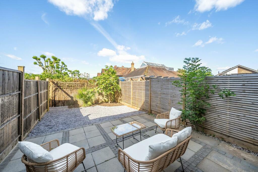 Additional property image - Holmdene Close, Beckenham