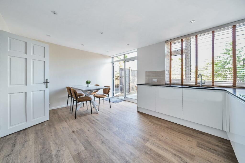 Additional property image - Holmdene Close, Beckenham