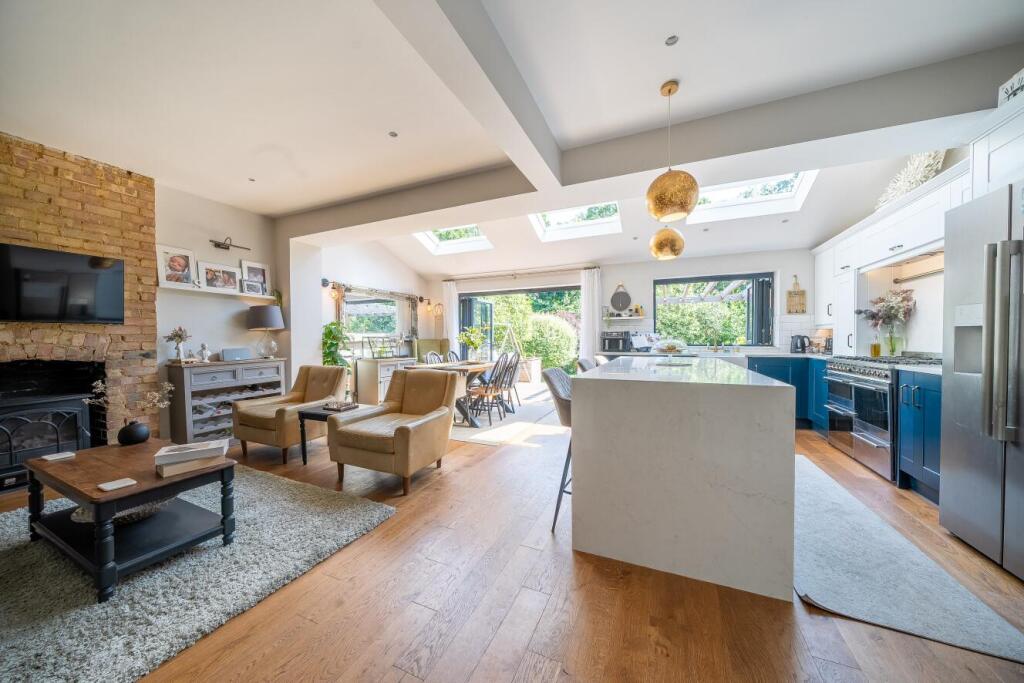 Additional property image - South Eden Park Road, Beckenham