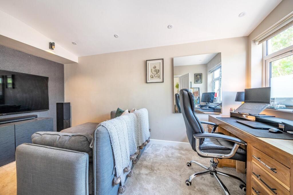 Additional property image - South Eden Park Road, Beckenham