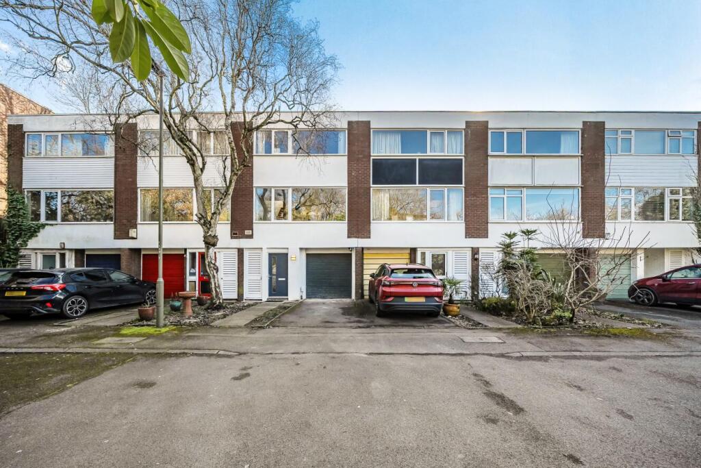 Main image of property: Foxgrove Road, Beckenham, Kent, BR3