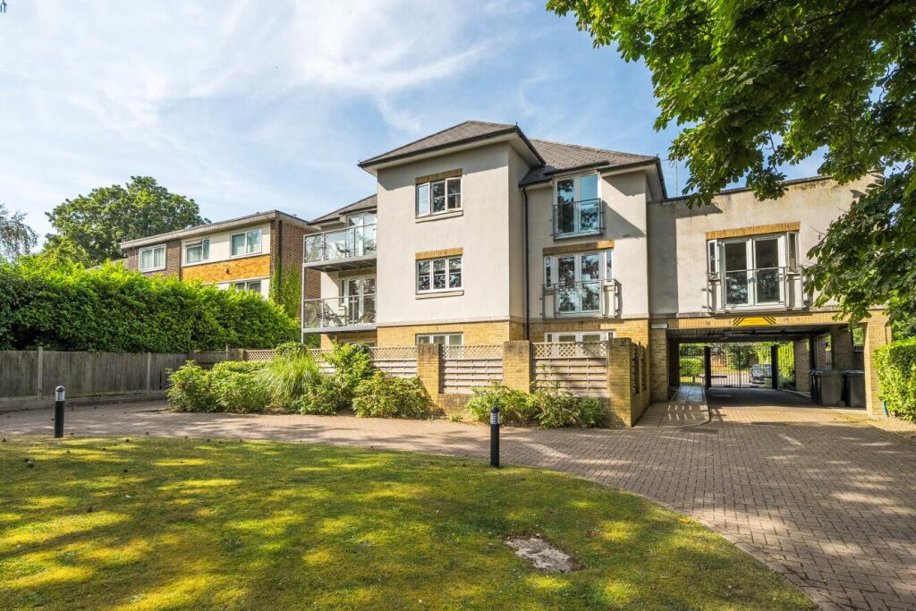 Main image of property: Beckenham Grove, Bromley, BR2