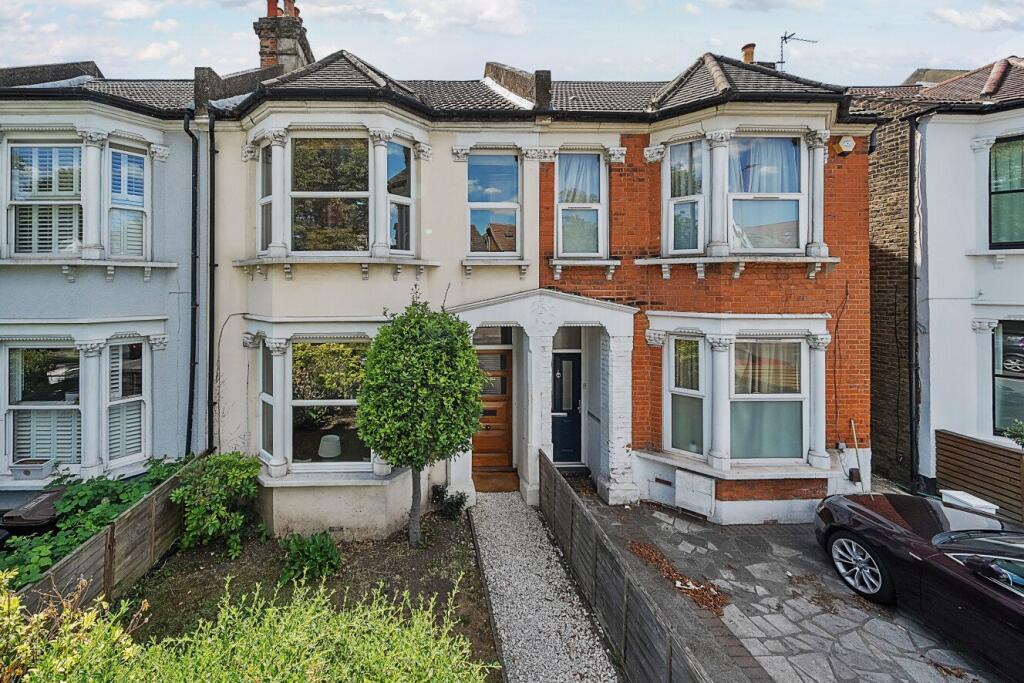 Main image of property: Elmers End Road, Penge, London, SE20