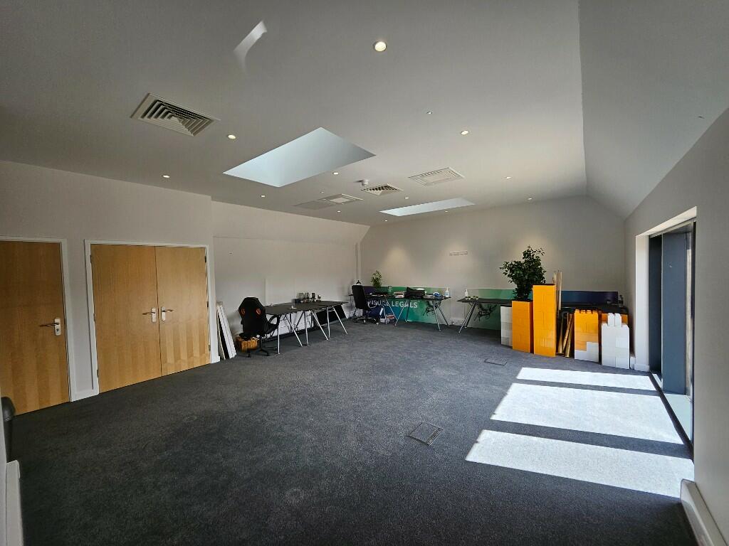 Additional property image - Suites 7 & 8 Dairy Barn Mews, Manningtree, Essex, CO11 2BZ