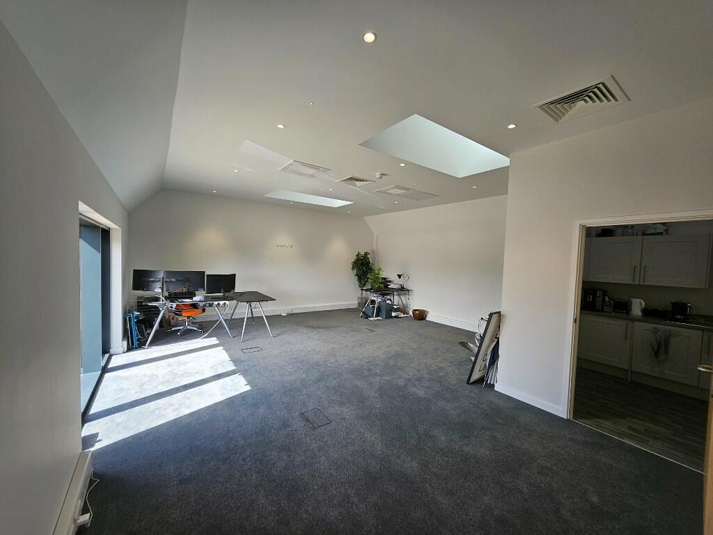 Additional property image - Suites 7 & 8 Dairy Barn Mews, Manningtree, Essex, CO11 2BZ