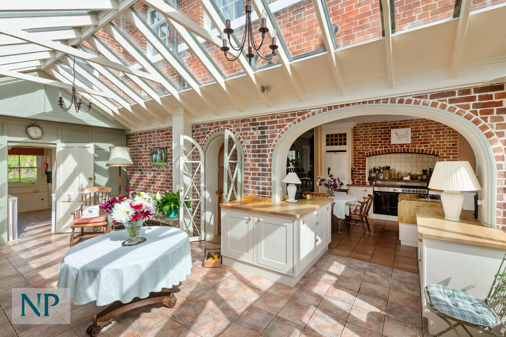 Additional property image - Gowers Farm, Stisted