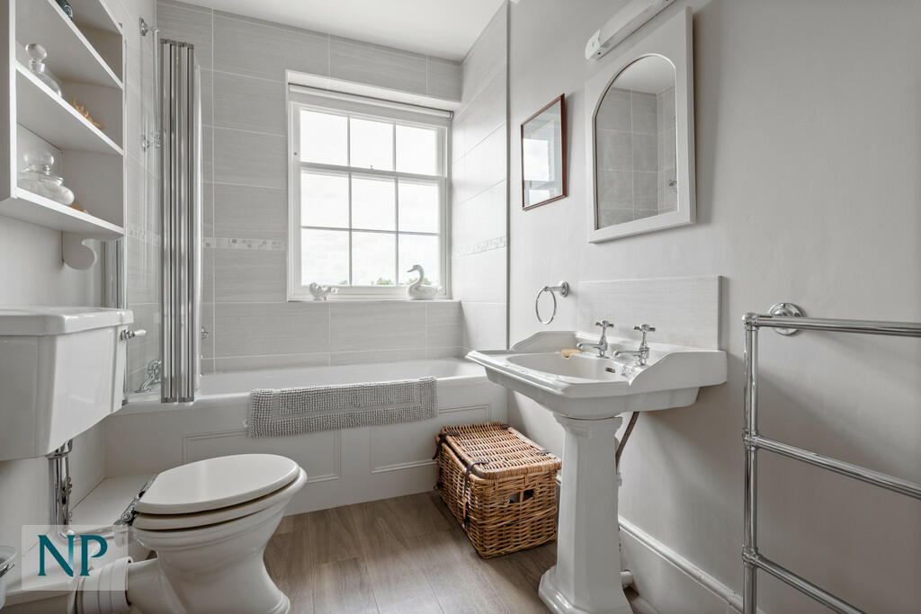 Additional property image - Gowers Farm, Stisted