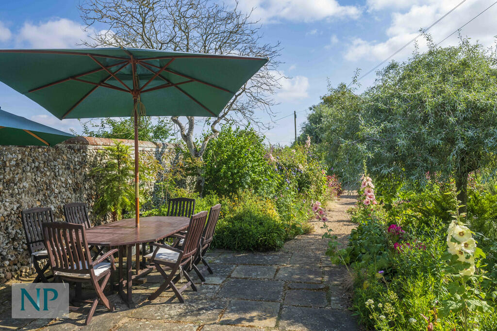 Additional property image - Gowers Farm, Stisted