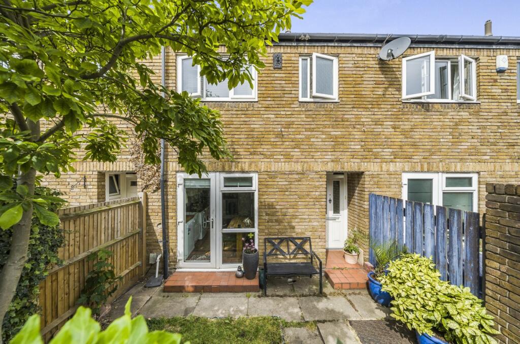 Main image of property: Dutton Street, Greenwich, London, SE10