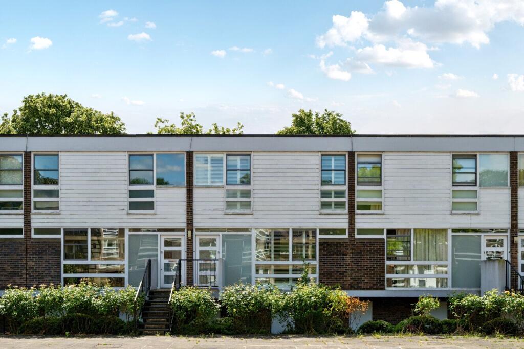 Main image of property: South Row, Blackheath, London, SE3