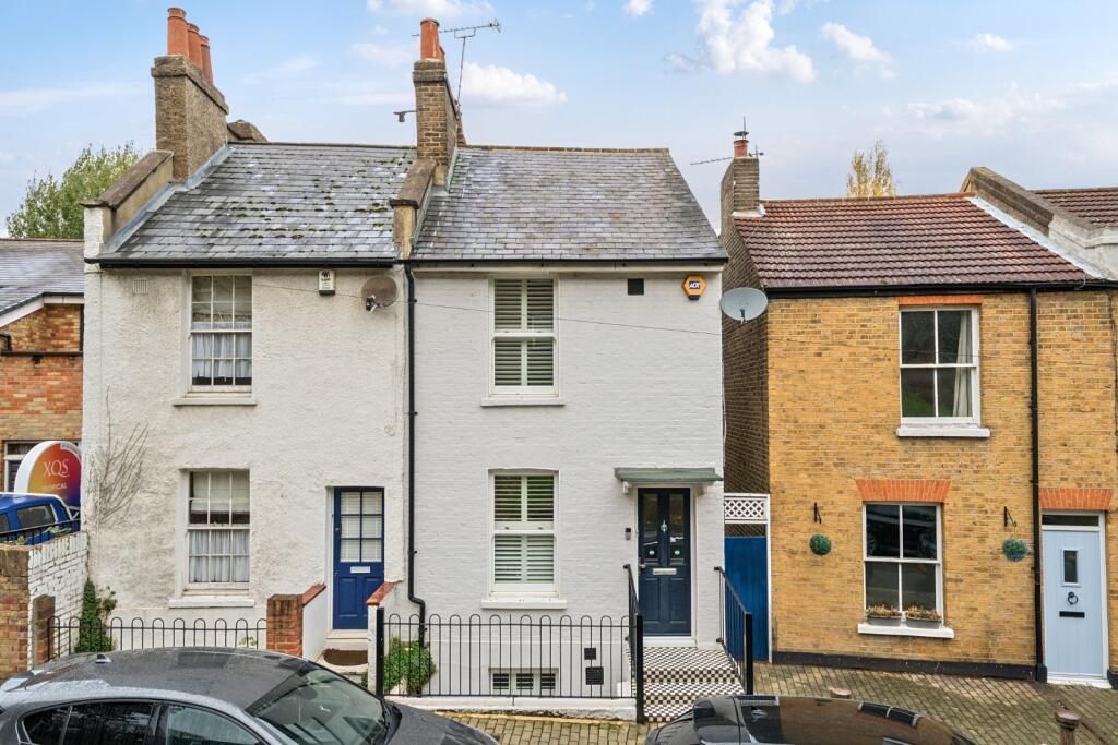 Main image of property: Red Lion Lane, London, SE18