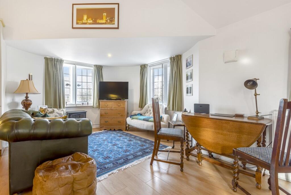 Main image of property: Peel Place, London, SE18