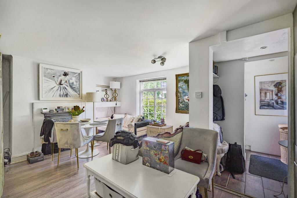 1 bedroom flat for sale in Shooters Hill Road, Blackheath, SE3