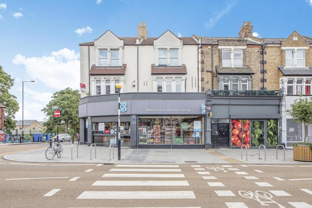 1 bedroom flat for sale in Brockley Road, Brockley, SE4