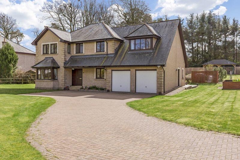 6 bedroom detached house for sale in 3 Loanend Park, West Linton, EH46