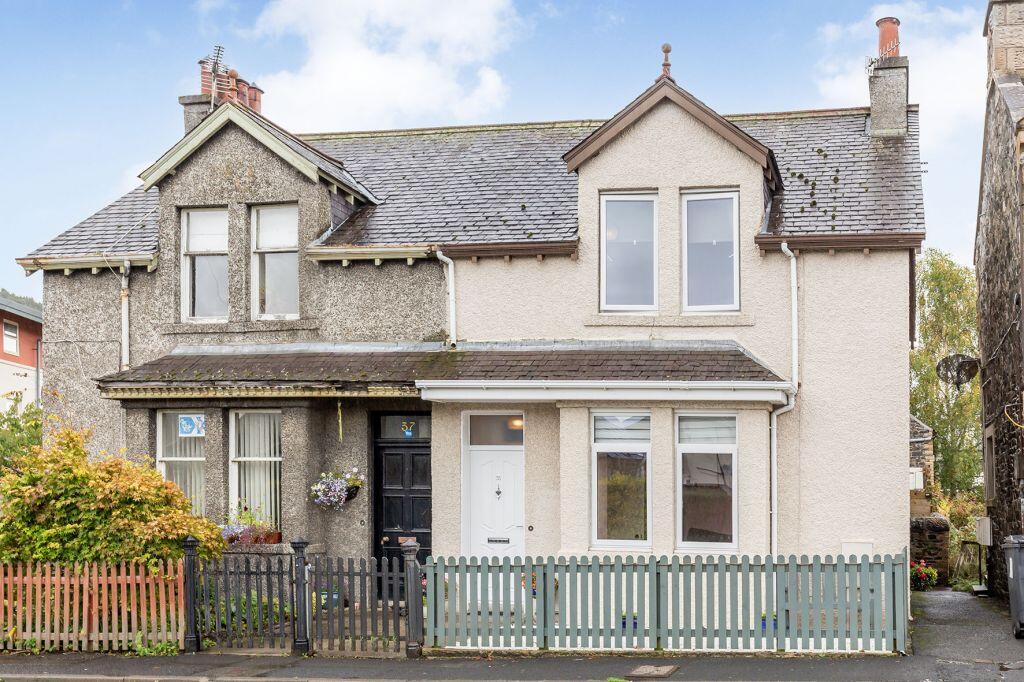 Main image of property: 35 George Street, Peebles, EH45 8DL