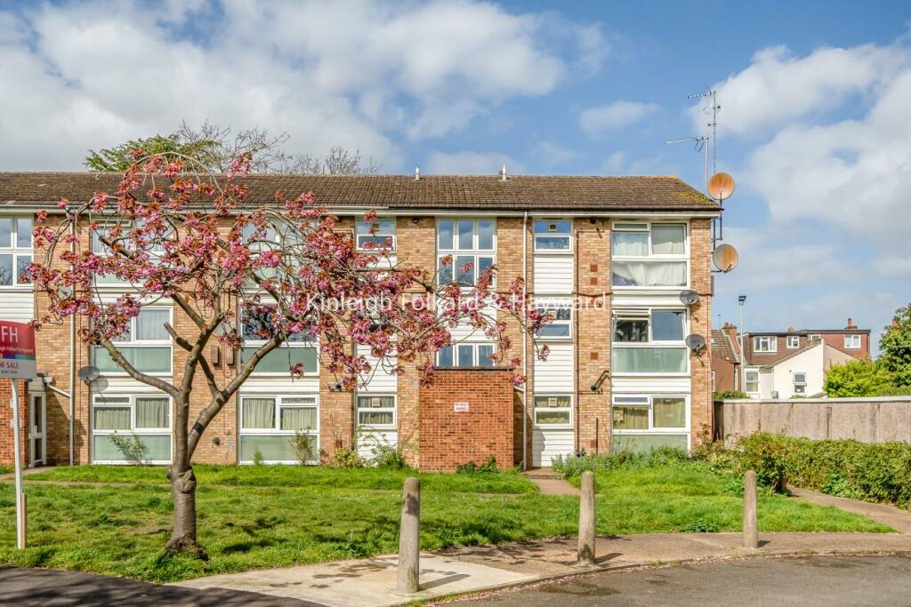 2 bedroom flat for sale in Hope Park, Bromley, BR1