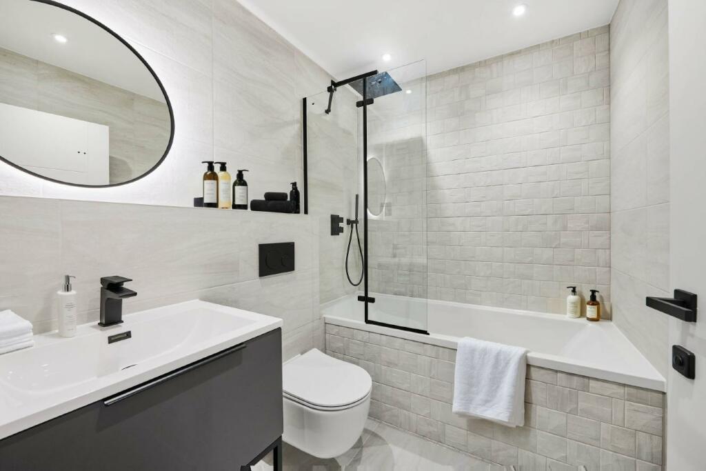 Additional property image - Bromley Avenue, Bromley