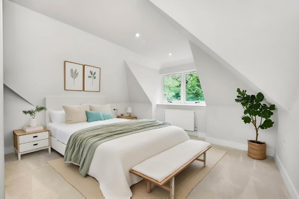 Additional property image - Bromley Avenue, Bromley