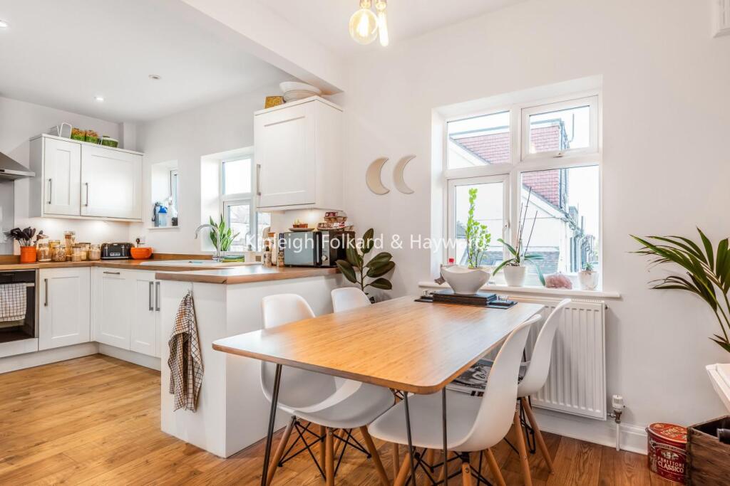 Additional property image - Madison Gardens, Bromley