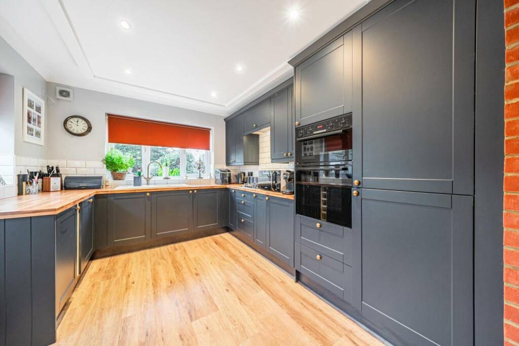 Additional property image - Oakdene Avenue, Chislehurst