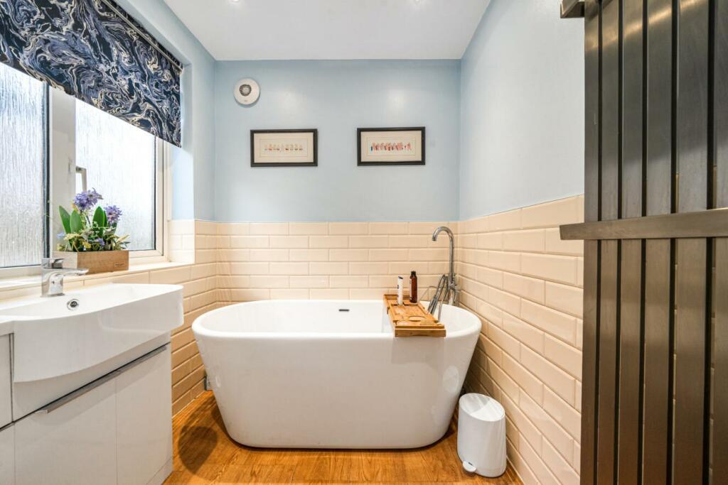 Additional property image - Oakdene Avenue, Chislehurst