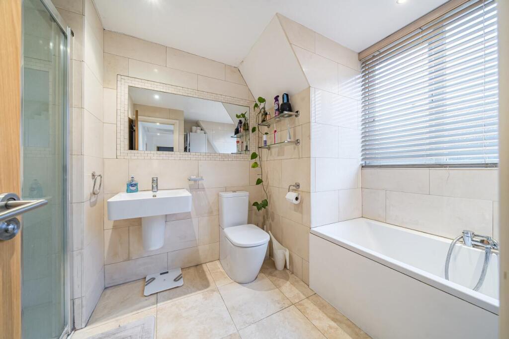 Additional property image - Sylvester Avenue, Chislehurst