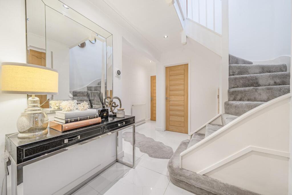 Additional property image - Sylvester Avenue, Chislehurst