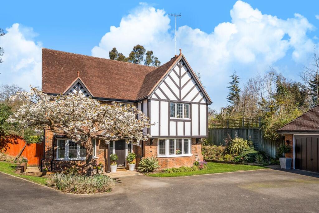 Main image of property: Oakhurst Close, Chislehurst, Kent, BR7